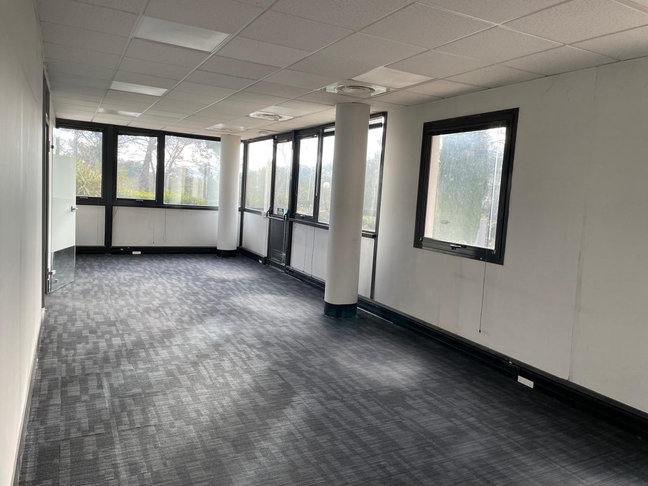 Bureau Aix-en-Provence 484m² Location bureau Aix-en-Provence Bouches-du-Rhône OLBUR2114977 16